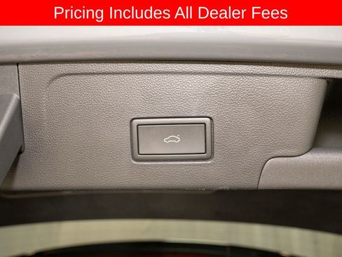Used 2025 Volkswagen Atlas Cross Sport SEL R-Line AWD/4WD image 6