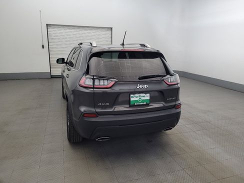 Used 2019 Jeep Cherokee Latitude Plus w/ Comfort/Convenience Group AWD/4WD image 6