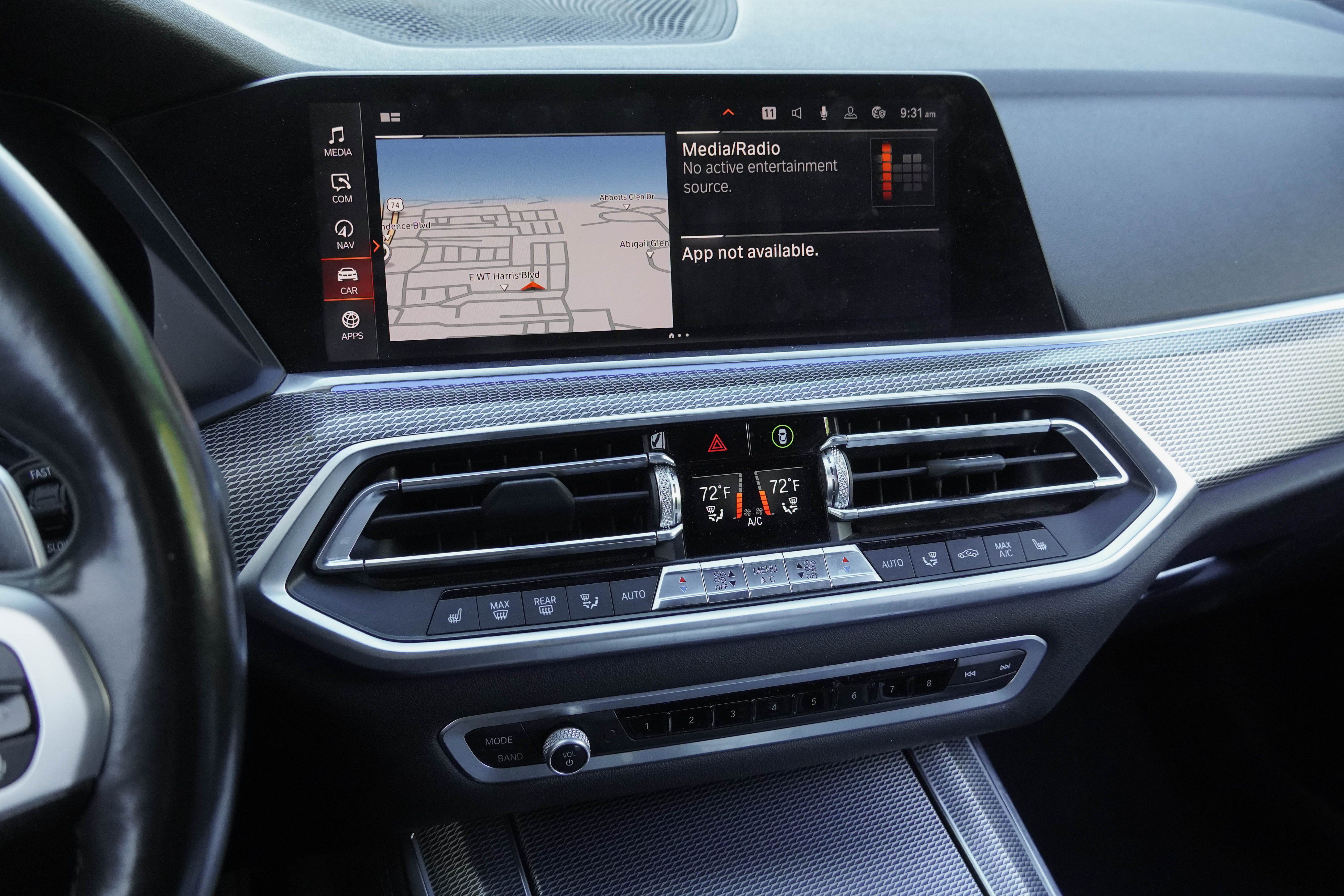 Used 2019 BMW X5 xDrive40i w/ M Sport Package AWD/4WD image 22