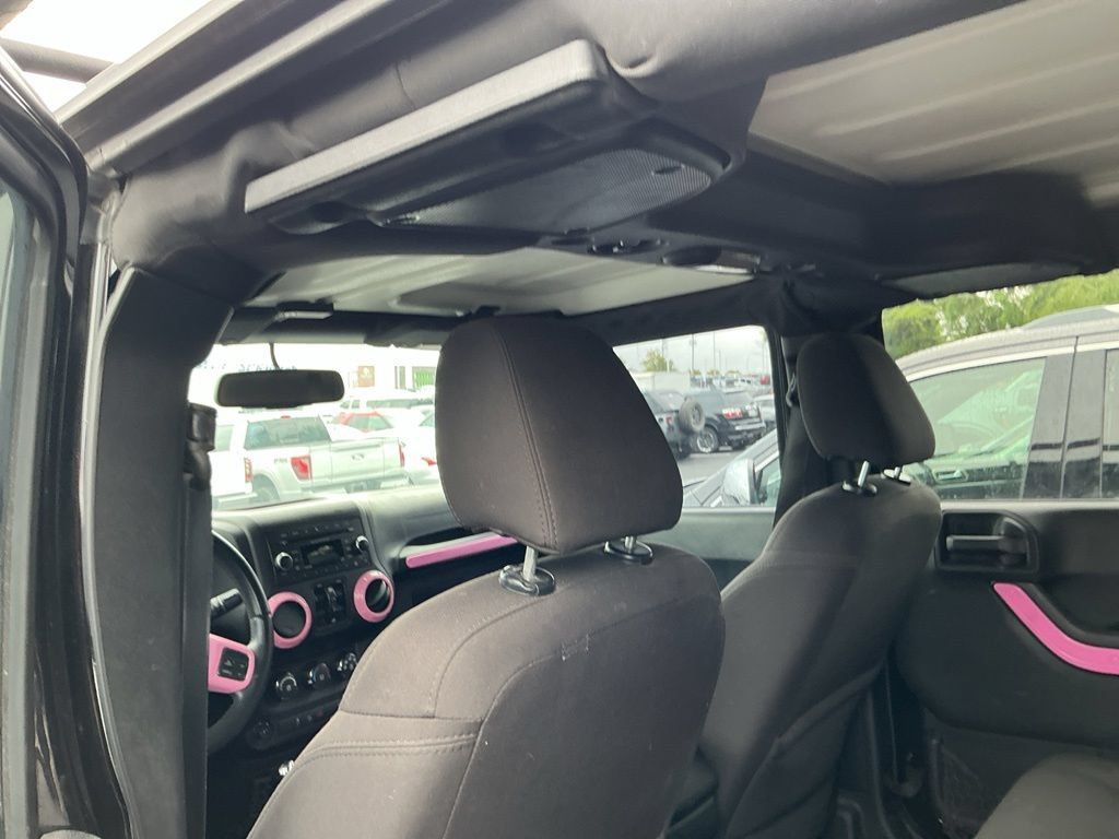 Used 2016 Jeep Wrangler Unlimited Sport AWD/4WD image 13
