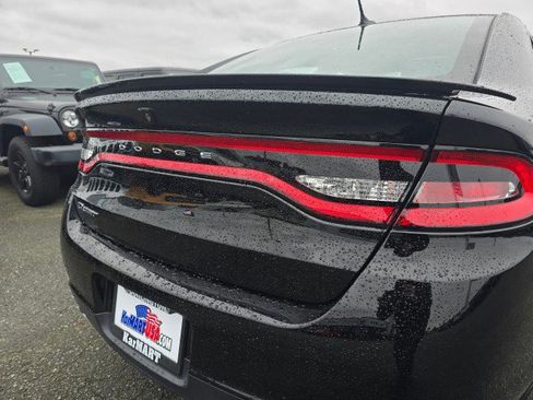 Used 2015 Dodge Dart SXT image 17