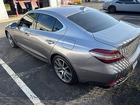 Used 2023 Genesis G70 2.0T AWD/4WD image 7