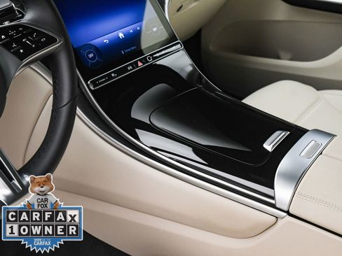 Used 2025 Mercedes-Benz GLC 300 4MATIC image 39