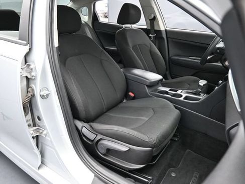 Used 2020 Kia Optima LX FWD image 28