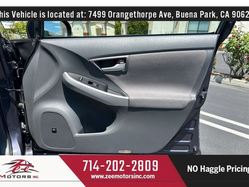 Used 2011 Toyota Prius Three FWD image 41