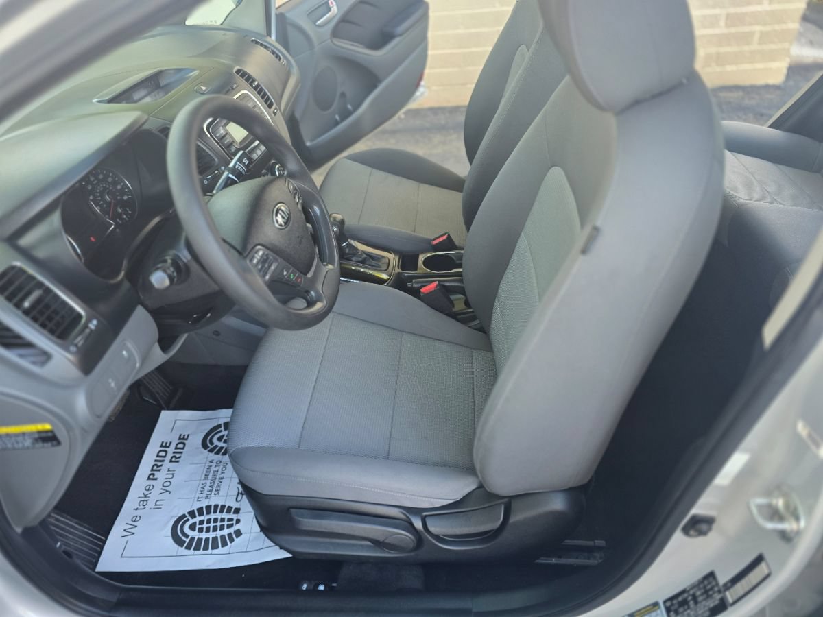 Used 2018 Kia Forte LX FWD image 14