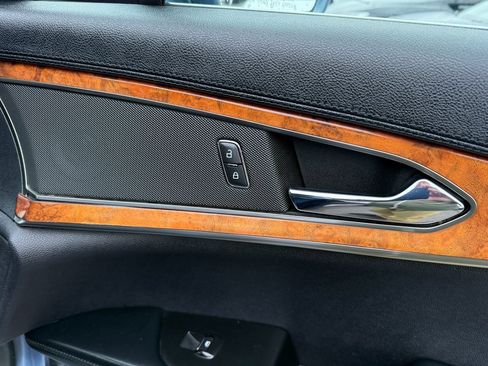 Used 2019 Lincoln Nautilus Select image 17