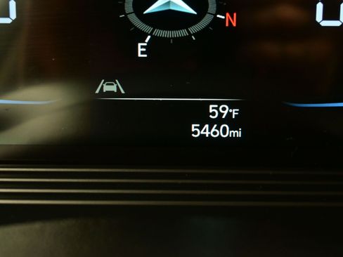 Certified 2025 Hyundai Venue Limited image 25