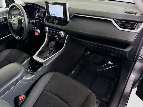 Used 2025 Toyota RAV4 LE FWD image 29