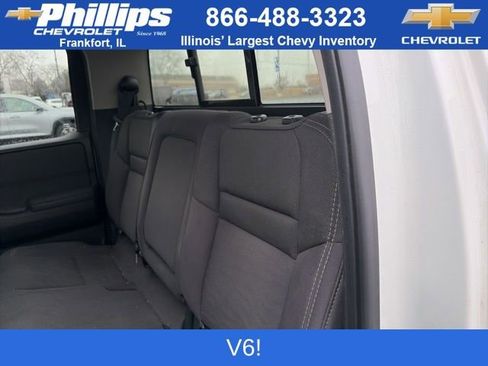 Used 2024 Nissan Frontier SV w/ SV Convenience Package image 3