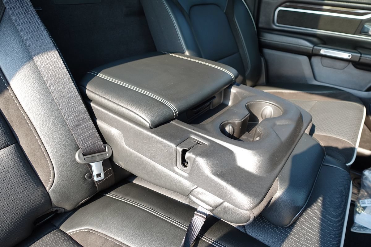 Used 2025 RAM 1500 Laramie w/ Sport Appearance Package AWD/4WD image 28