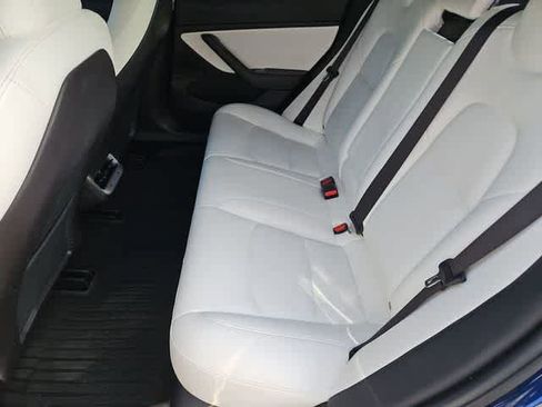 Used 2019 Tesla Model 3 Performance image 20