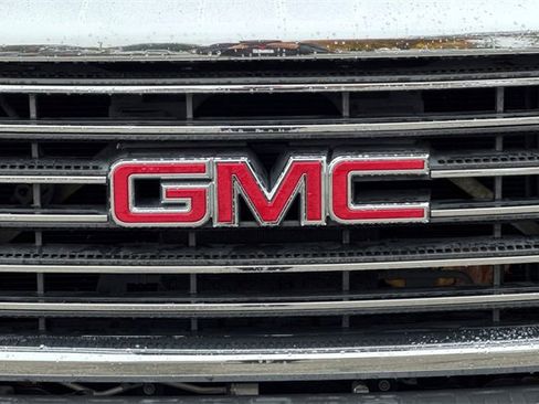 Used 2017 GMC Sierra 2500 2WD Crew Cab image 44