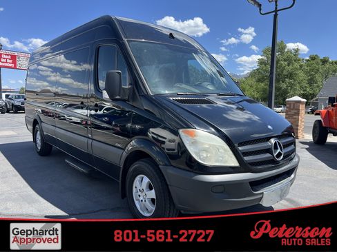 Used 2013 Mercedes-Benz Sprinter 2500 image 1
