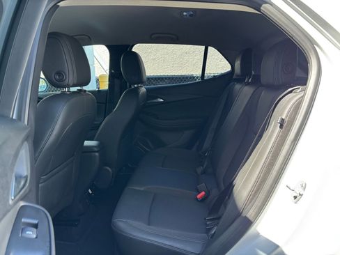 Used 2025 Buick Encore GX Preferred image 25