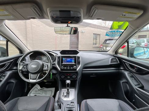 Used 2019 Subaru Crosstrek 2.0i Premium image 16