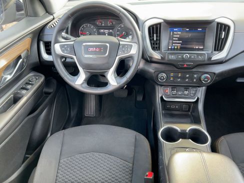 Used 2018 GMC Terrain SLE image 28