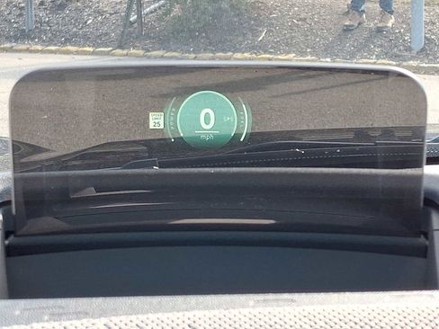 Used 2025 MINI Cooper 2-Door Hardtop image 20