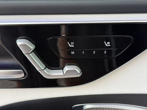 Certified 2026 Mercedes-Benz C 300 4MATIC Sedan image 27