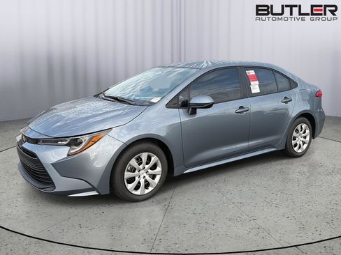 New 2026 Toyota Corolla LE FWD image 1