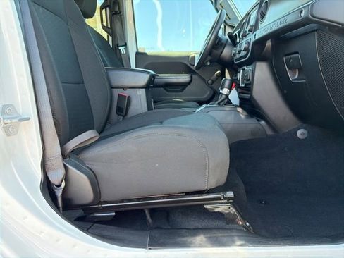 Used 2020 Jeep Wrangler Unlimited Sport AWD/4WD image 16