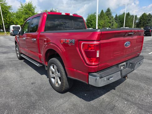 Used 2022 Ford F150 XLT w/ Equipment Group 302A High AWD/4WD image 3