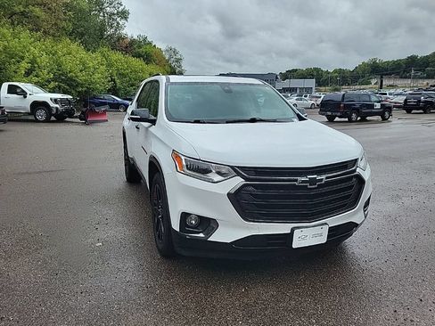 Used 2018 Chevrolet Traverse Premier w/ Redline Edition AWD/4WD image 4