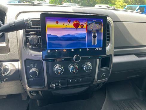 Used 2018 RAM 2500 SLT AWD/4WD image 28