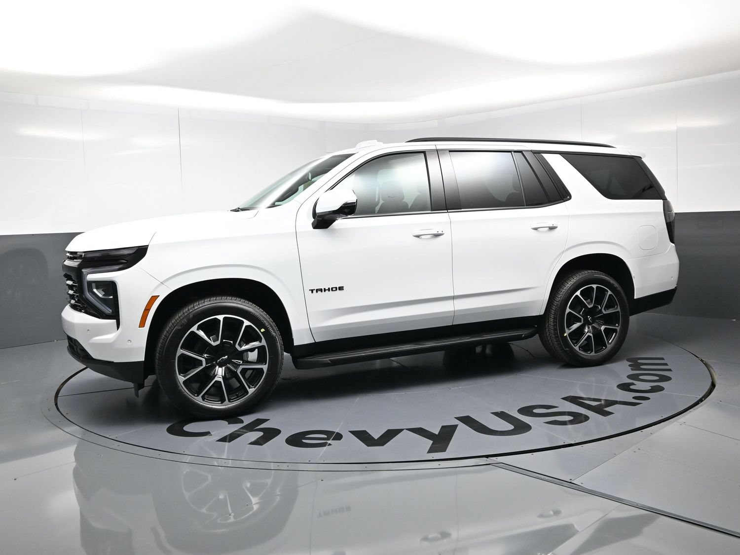 New 2026 Chevrolet Tahoe RST w/ RST Capability Package AWD/4WD image 6
