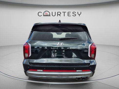 Certified 2024 Hyundai Palisade Calligraphy AWD/4WD image 4