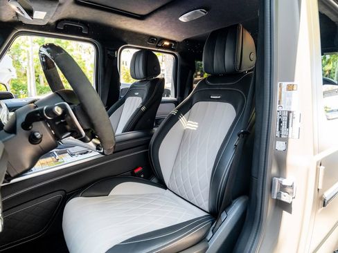 Used 2025 Mercedes-Benz G 63 AMG 4MATIC image 52