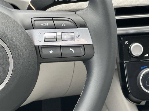 New 2025 Hyundai Tucson SEL image 25