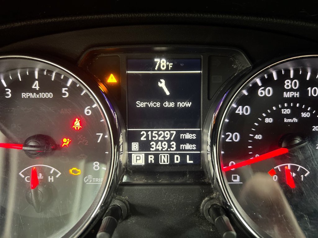 Used 2013 Nissan Rogue SV AWD/4WD image 13