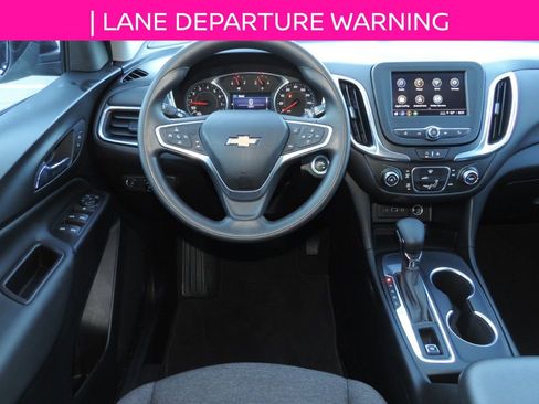 Used 2022 Chevrolet Equinox LT image 14