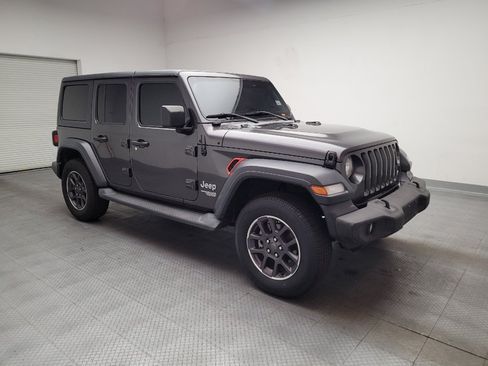 Used 2018 Jeep Wrangler Unlimited Sport S AWD/4WD image 11