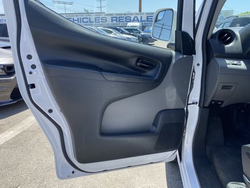 Used 2021 Nissan NV200 SV w/ Sliding Door Glass Package FWD image 14
