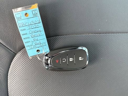 Used 2020 Chevrolet Bolt Premier w/ Infotainment Package image 34