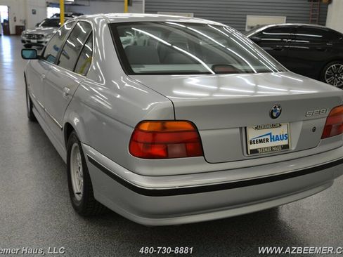 Used 1997 BMW 528i Sedan image 11