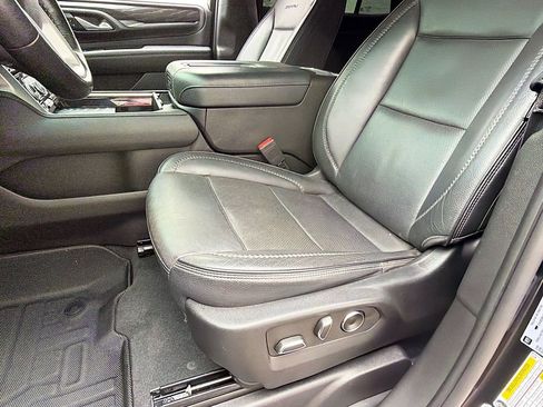 Used 2023 GMC Yukon Denali w/ Denali Reserve Package AWD/4WD image 14