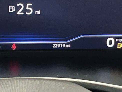 Used 2023 Volkswagen Atlas Cross Sport SE w/ Panoramic Sunroof Package image 25