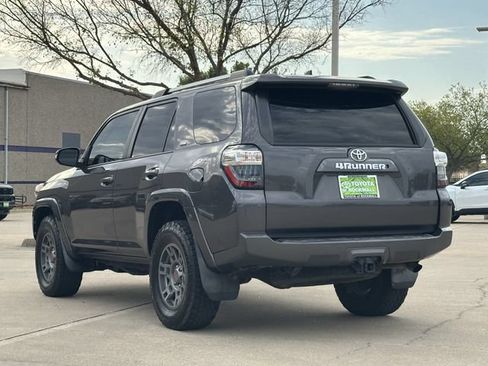 Used 2019 Toyota 4Runner SR5 Premium RWD image 3
