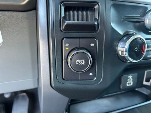 Used 2025 Ford F150 XLT w/ Equipment Group 301A Standard AWD/4WD image 25