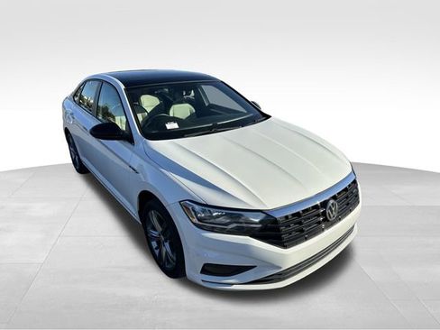 Used 2019 Volkswagen Jetta R-Line image 10