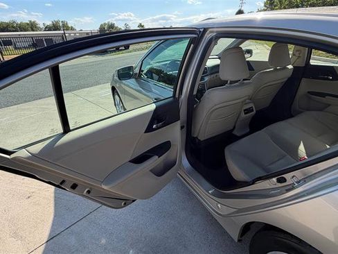 Used 2013 Honda Accord EX-L image 13