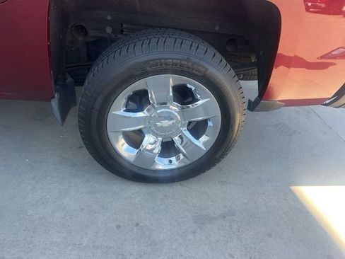 Used 2017 Chevrolet Silverado 1500 LT w/ All Star Edition image 5