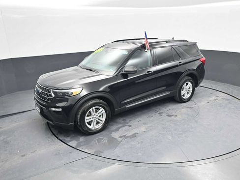 Used 2023 Ford Explorer XLT w/ Equipment Group 202A image 29