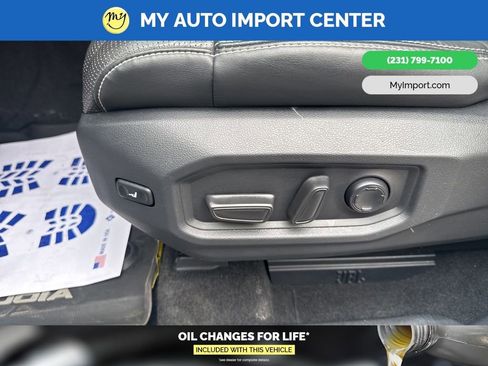 Used 2023 Toyota Sequoia Capstone image 13