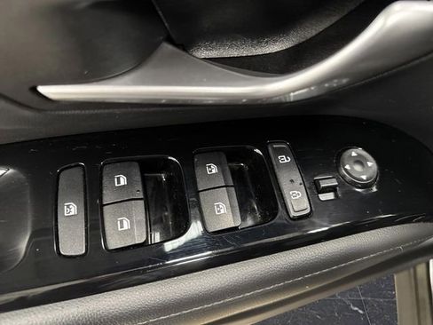 Used 2023 Hyundai Tucson Limited image 30