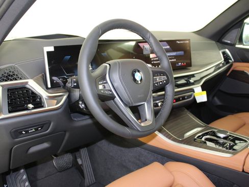 New 2026 BMW X5 xDrive40i w/ Premium Package image 4