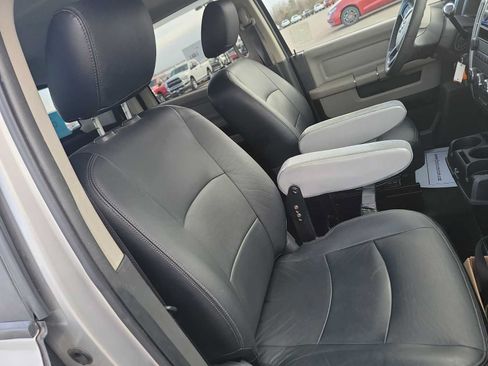 Used 2012 RAM 2500 SLT RWD image 23